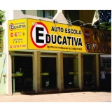 paineis-em-lona-painel-de-lona-com-logotipo-empresa-de-painel-de-lona-para-fachada-jardins
